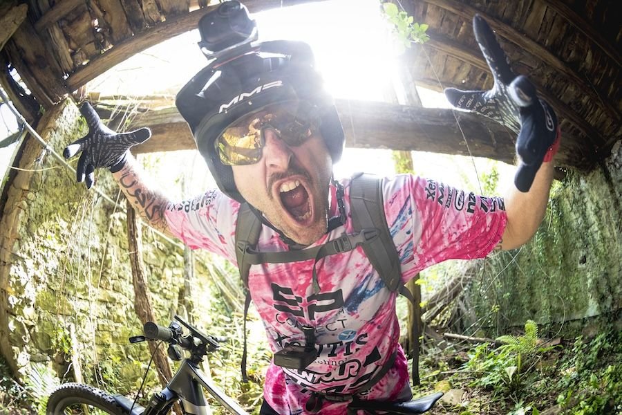 Mountain Bike en Zugarramurdi
Brujas, leyendas y pactos con el diablo David Cachon